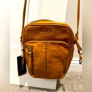 American Leather Co. Cleveland Crossbody, NWT, color cafe latte